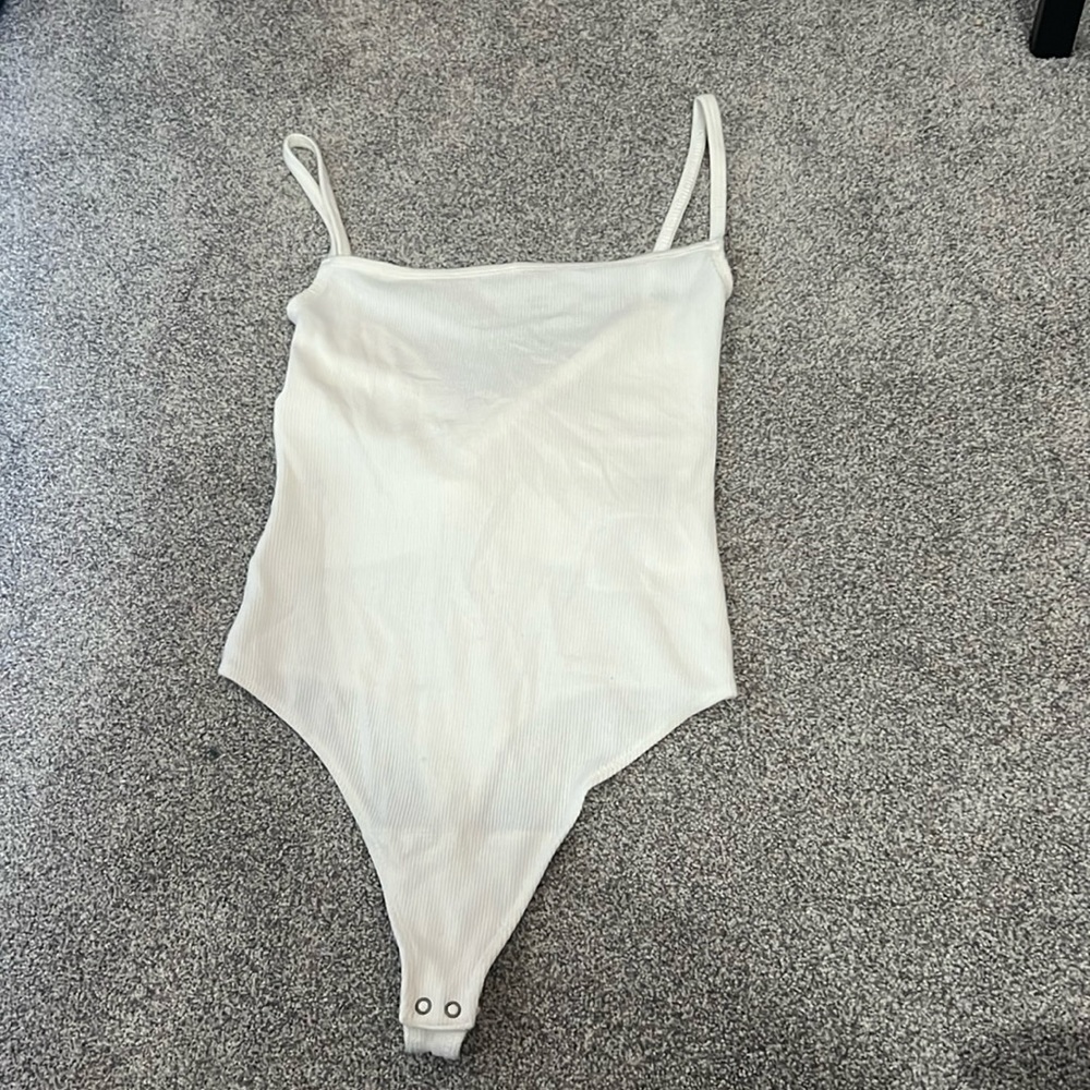Never been worn! Abercrombie open back bodysuit.
